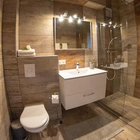 Alojamento de Acomodação e Pequeno-almoço Ranchzimmer Am Hippo-campus Reit- Und Therapiezentrum 3*