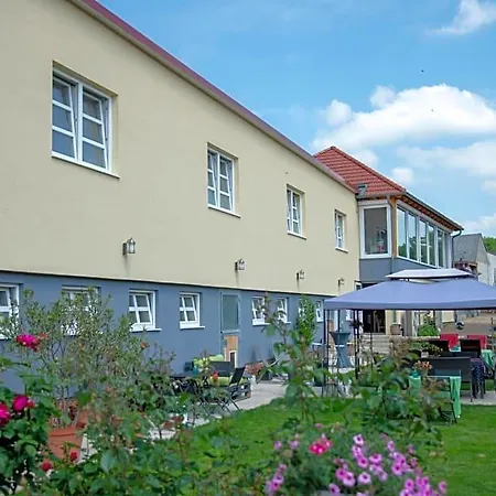 Alojamento de Acomodação e Pequeno-almoço Ranchzimmer Am Hippo-campus Reit- Und Therapiezentrum